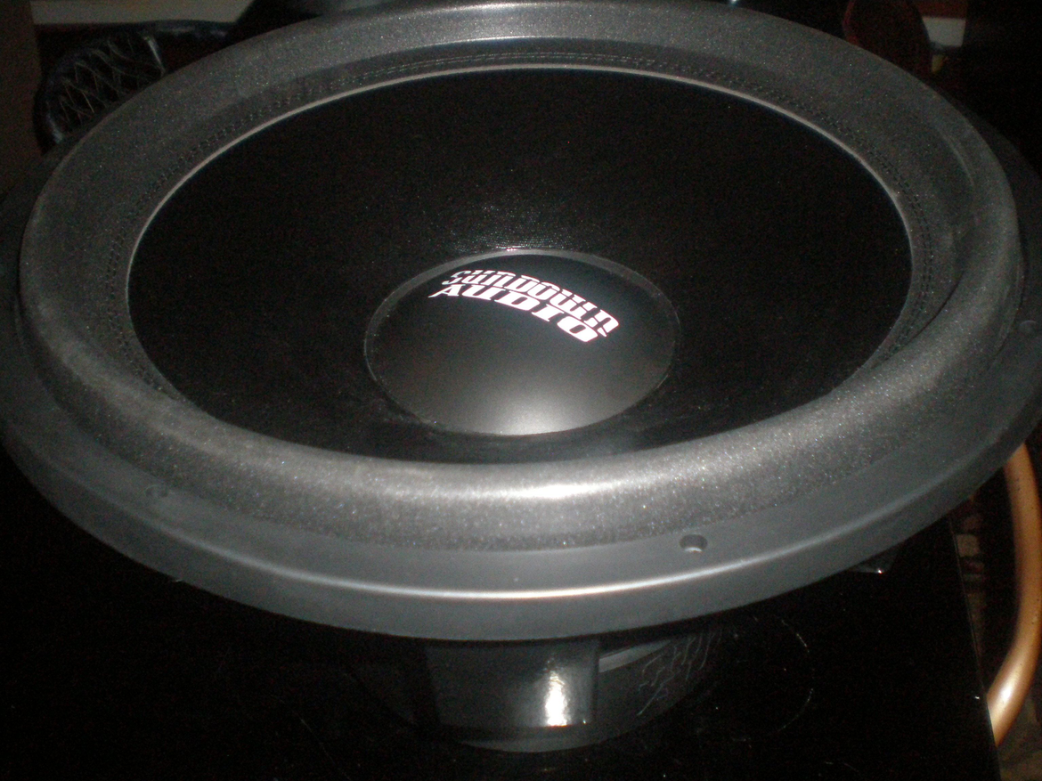 Data-Bass: Subwoofer Measurements