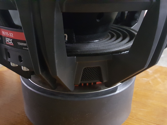 Data-Bass: Subwoofer Measurements
