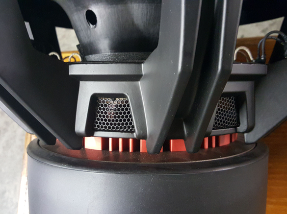 Data-Bass: Subwoofer Measurements
