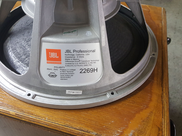 Data-Bass: Subwoofer Measurements